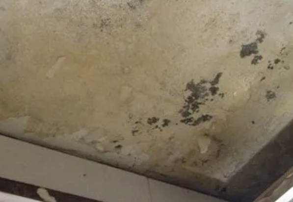 杭州市阳台漏水维修公司分享下杭州市卫生间渗水维修需要注意哪些问题。